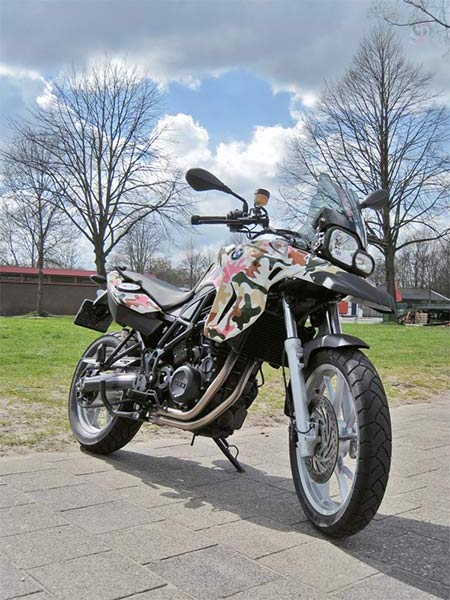 BMW F650GS in camouflage with pink