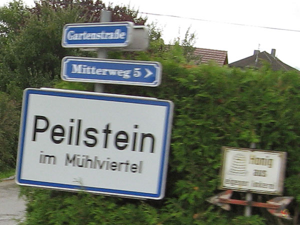 Sign: Peilstein
