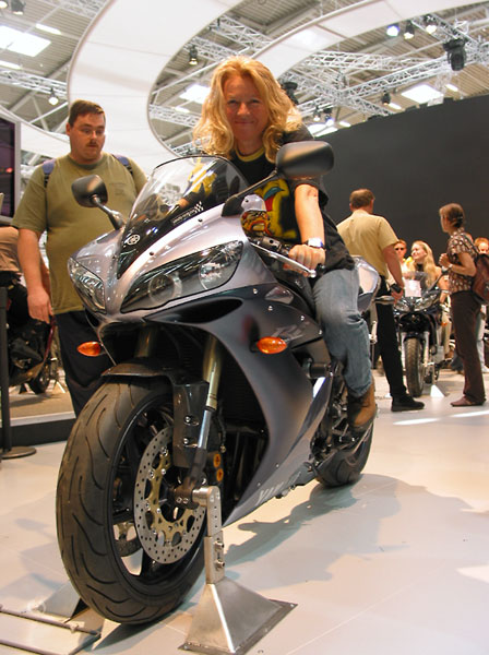 Sylvia on a Yamaha R1