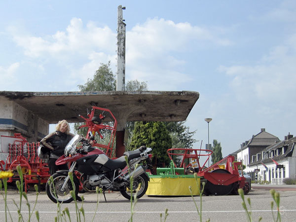 A BMW R1200GS