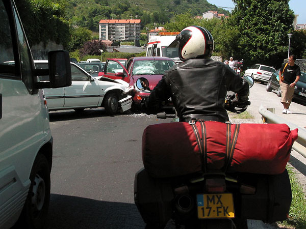 Two cars crashed into each other, Sylvia watching