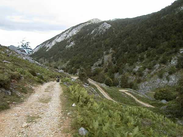 An unpaved mountain pass